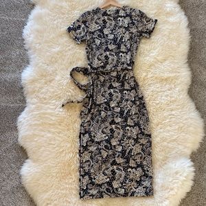 Novella Royalle Midi Dress